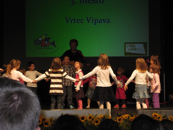 podelitev priznanj 10