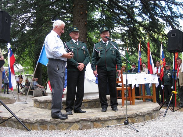 Spomenik Veterani13